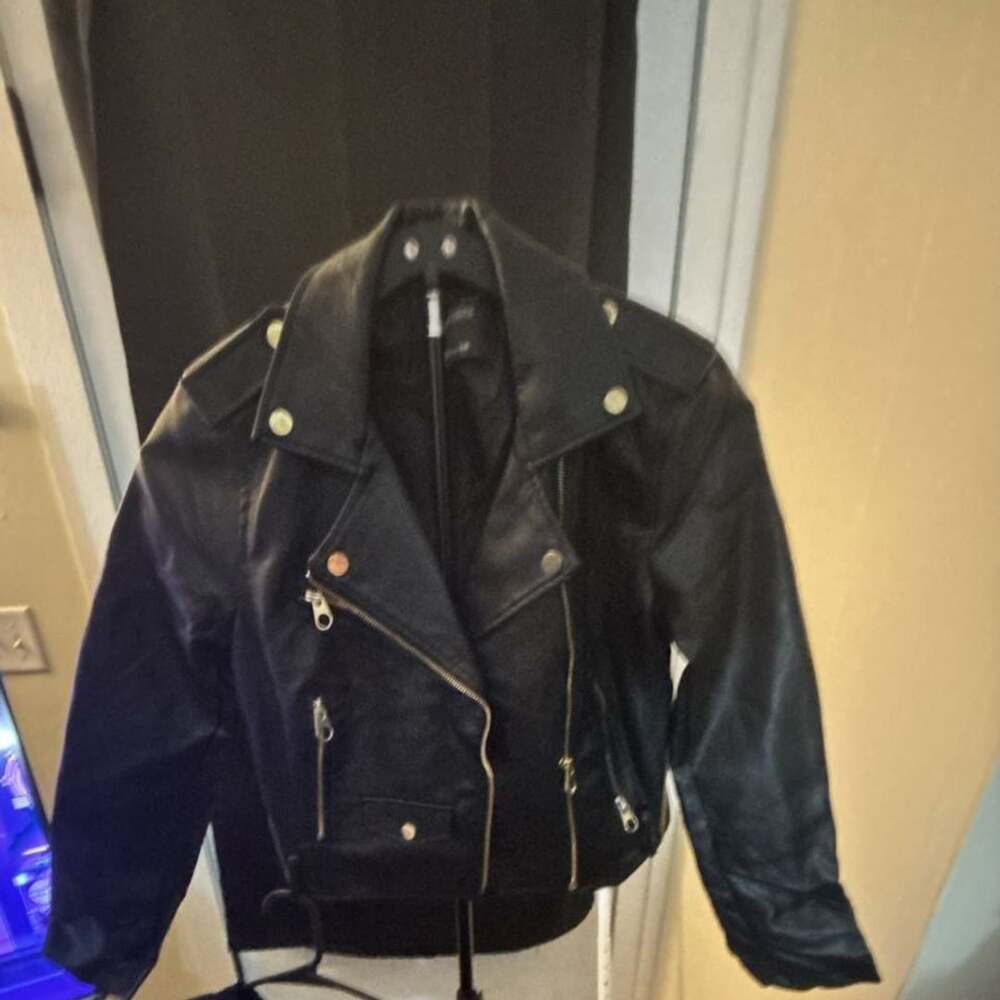 Sinsay Outerwear Collection Women's Black Faux Leather Biker Jacket EUR 36 S